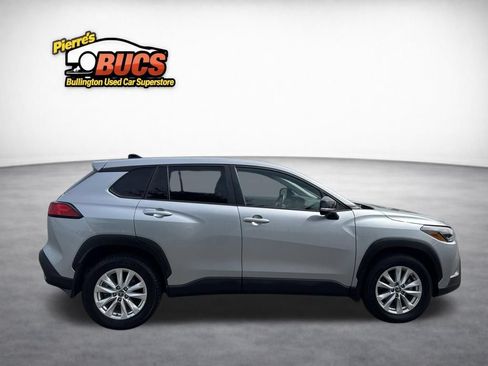 Used 2025 Toyota Corolla Cross LE AWD/4WD image 6