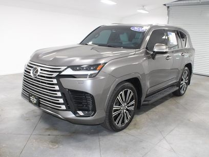 Used 2024 Lexus LX 600 4WD w/ Luxury Package