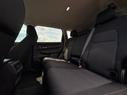 Used 2025 Honda CR-V LX image 19