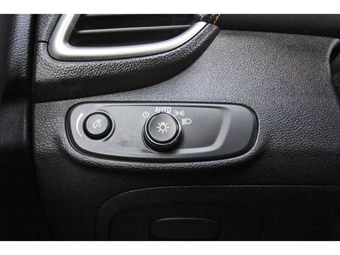 Used 2017 Chevrolet Trax LS image 21