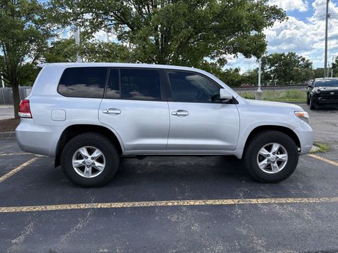 Used 2009 Toyota Land Cruiser AWD/4WD image 5