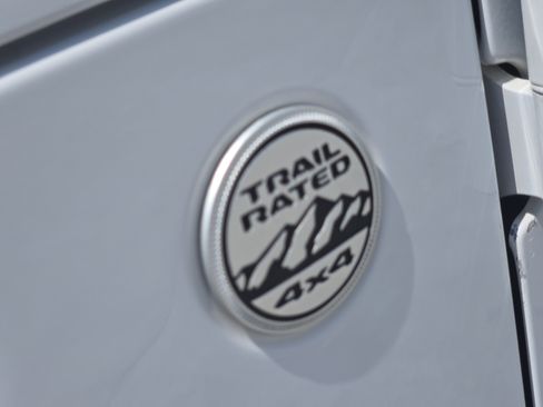 Used 2020 Jeep Wrangler Unlimited Sport S AWD/4WD image 13