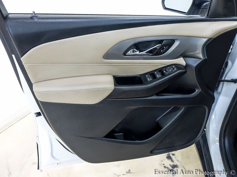 Used 2023 Chevrolet Traverse LS w/ Safety Package AWD/4WD image 26