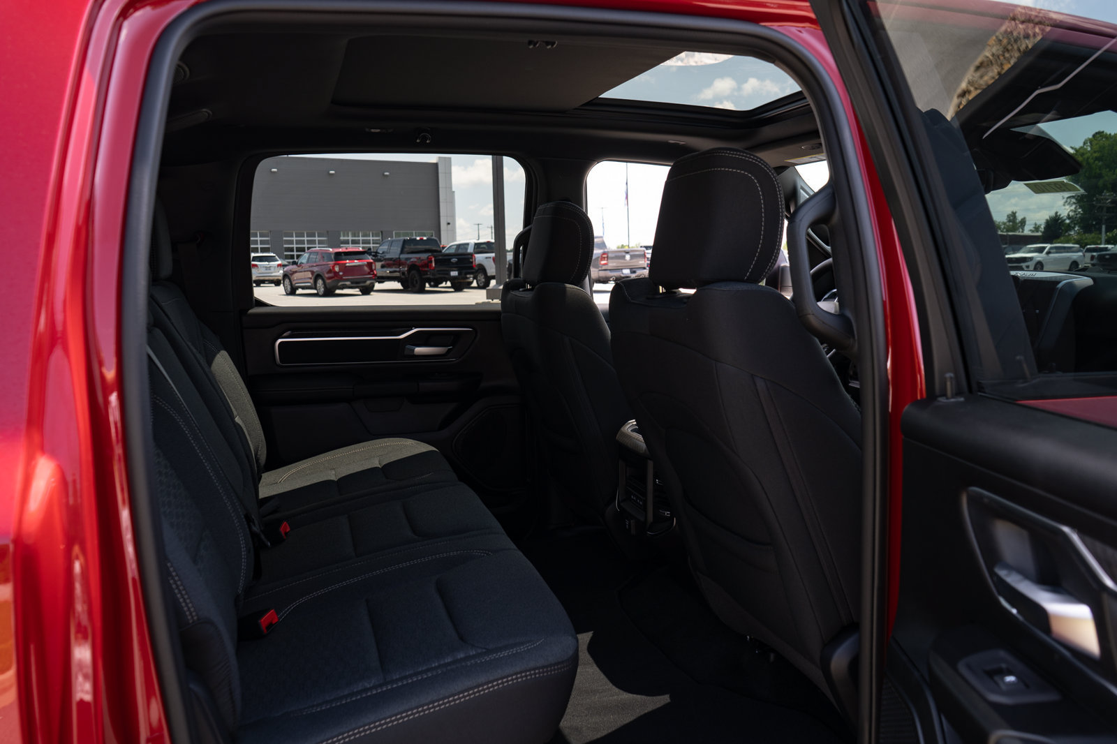 New 2026 RAM 1500 Big Horn AWD/4WD image 21