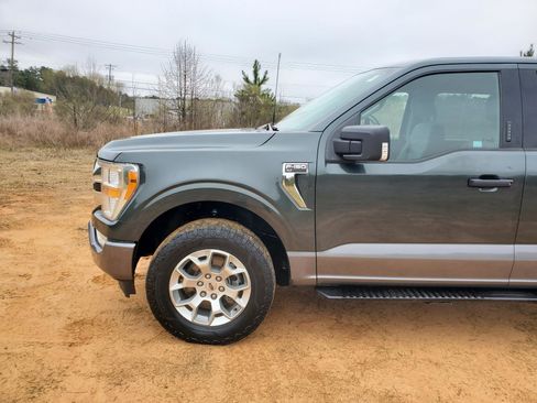 Used 2021 Ford F150 XLT w/ Equipment Group 301A Mid image 20