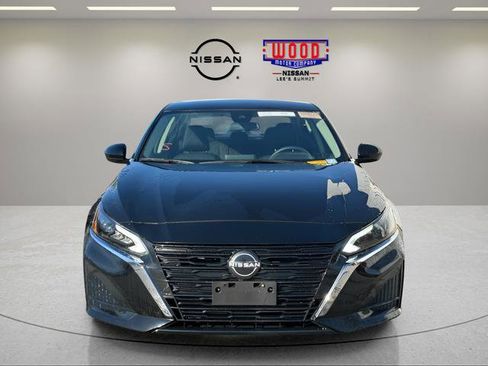 Used 2023 Nissan Altima 2.5 SV image 6