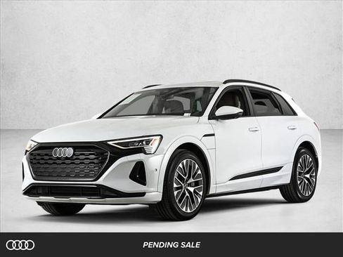 Certified 2024 Audi Q8 e-tron Premium Plus image 1