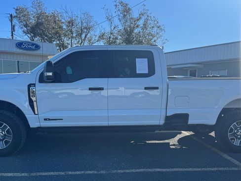 Used 2025 Ford F350 XLT image 1
