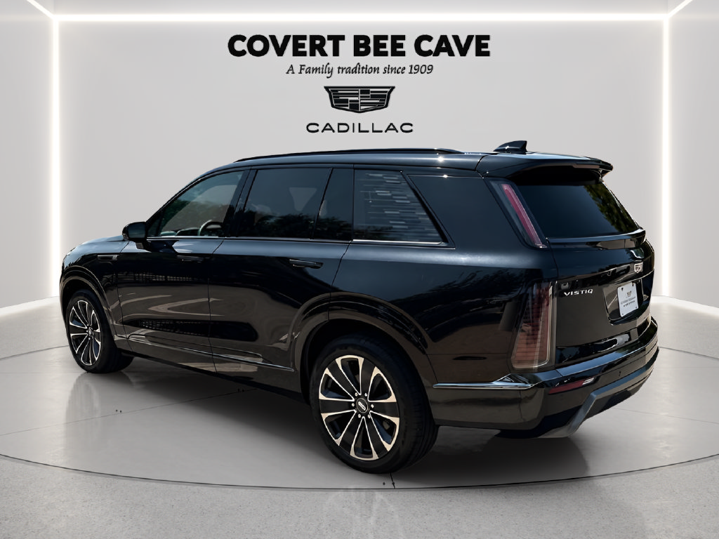 Used 2026 Cadillac Vistiq Sport w/ LPO, Floor Liner Package AWD/4WD image 6