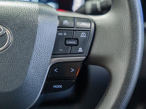 Used 2025 Toyota Camry LE image 25