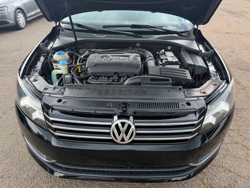 Used 2014 Volkswagen Passat 1.8T Wolfsburg Edition FWD image 21