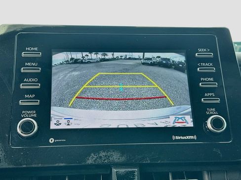 Used 2024 Toyota Camry SE FWD image 14