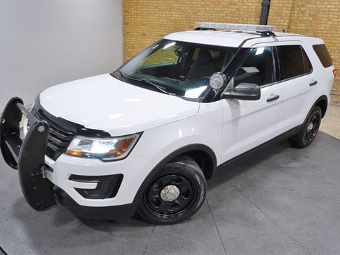 Used 2019 Ford Explorer 4WD Police Interceptor image 2
