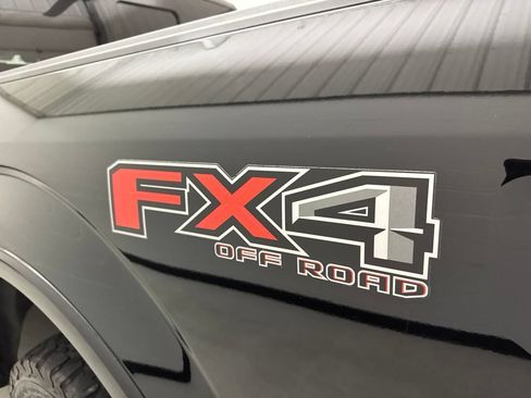 Used 2018 Ford F150 XLT w/ Equipment Group 302A Luxury AWD/4WD image 10