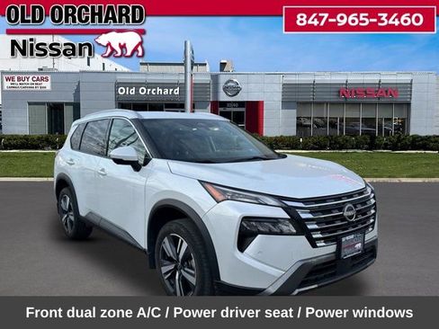 Used 2024 Nissan Rogue SL AWD/4WD image 5