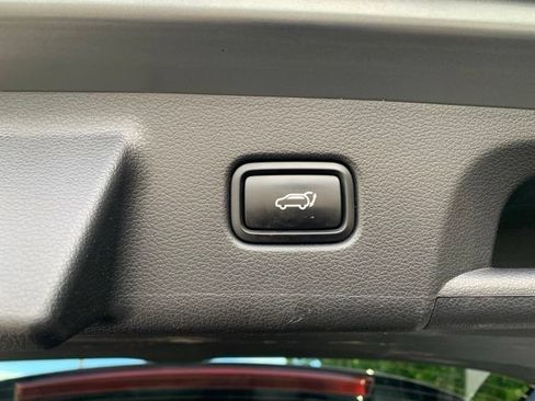 Used 2022 Hyundai Palisade Calligraphy w/ Winter Package AWD/4WD image 6