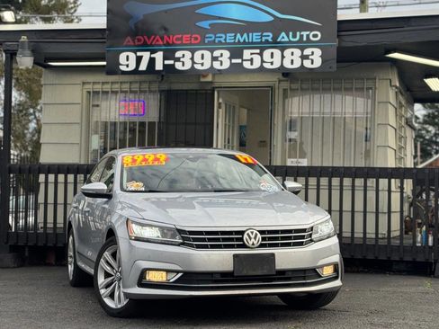 Used 2017 Volkswagen Passat 1.8T SEL Premium image 1