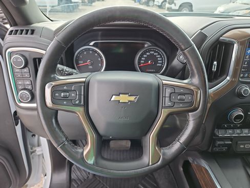Used 2021 Chevrolet Silverado 1500 High Country w/ Z71 Off-Road Package AWD/4WD image 17