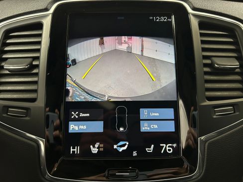 Used 2020 Volvo XC90 T6 Momentum image 9