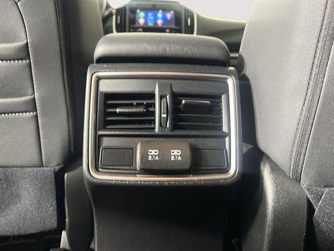 Used 2020 Subaru Forester Premium AWD/4WD image 18