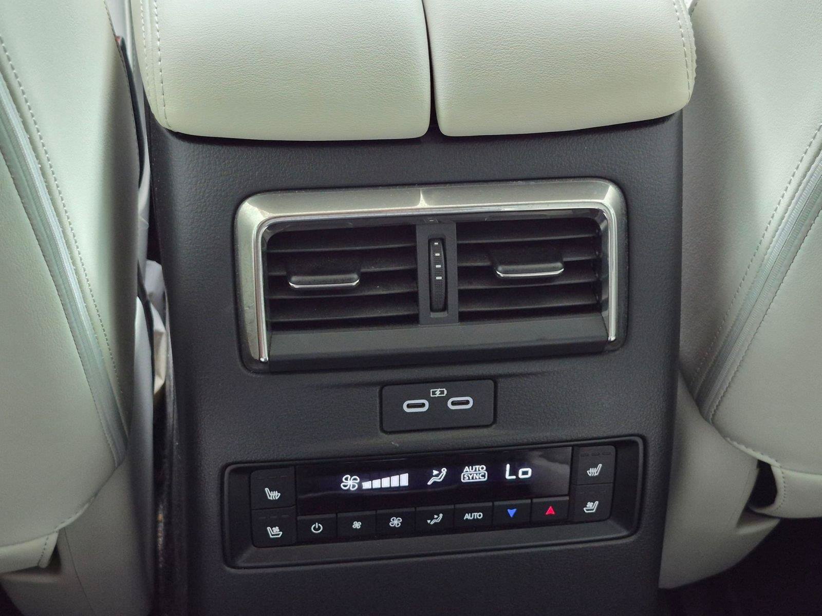 Used 2024 MAZDA CX-90 3.3 Turbo S w/ Premium Plus AWD/4WD image 31