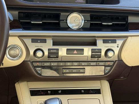 Used 2017 Lexus ES 350 image 20