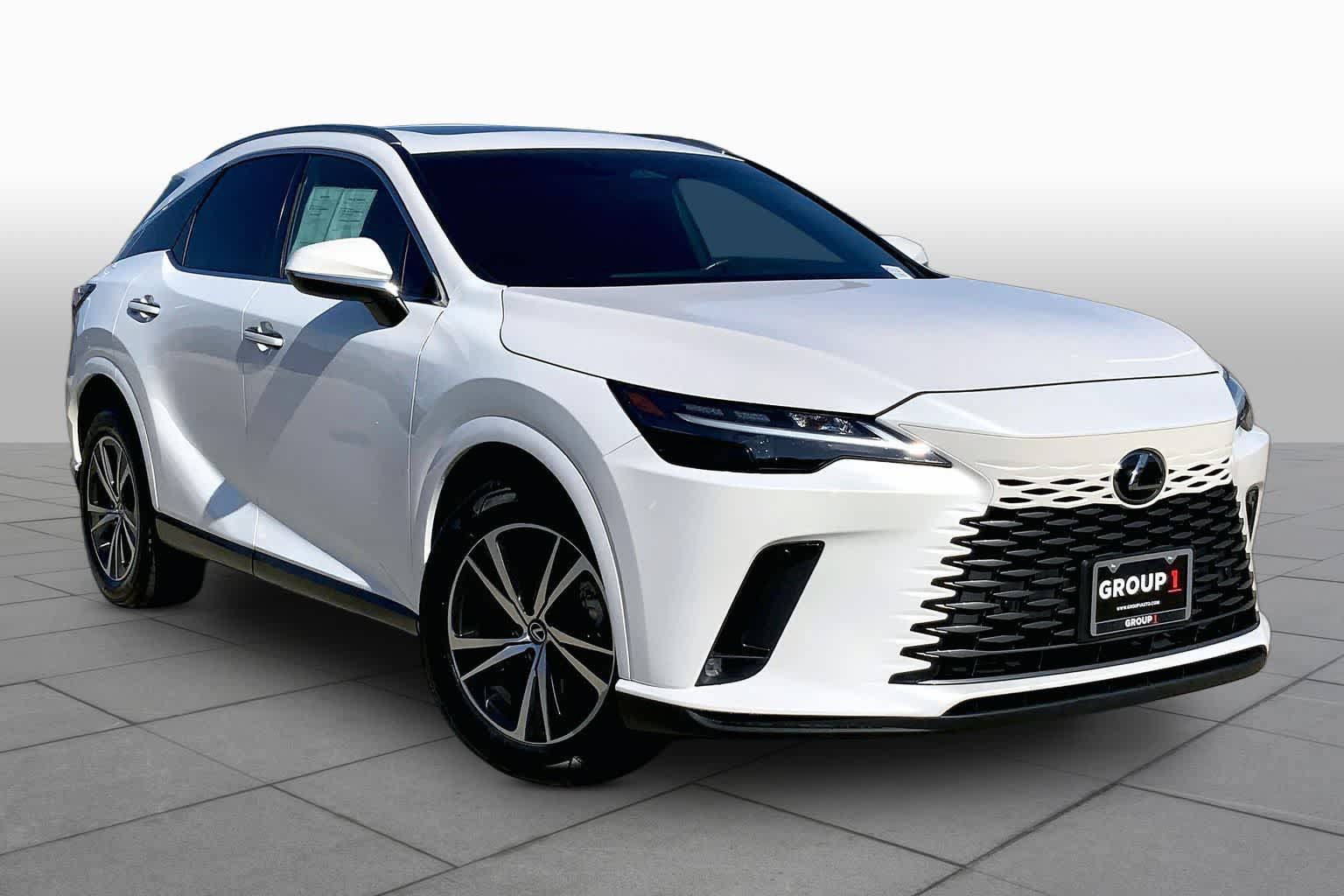 Used 2024 Lexus RX 350 FWD w/ Technology Package image 3