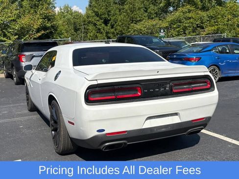 Used 2020 Dodge Challenger R/T RWD image 5