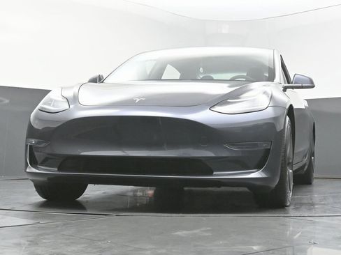 Used 2018 Tesla Model 3 Long Range image 51