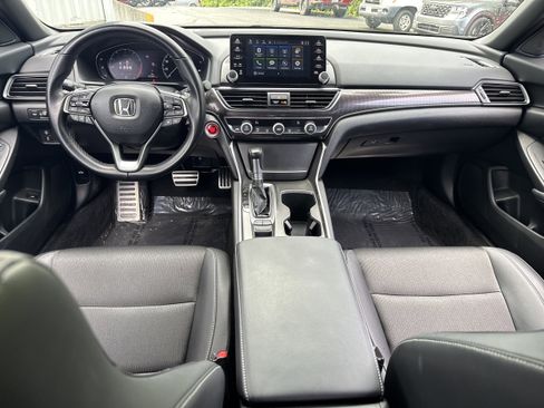 Used 2021 Honda Accord Sport image 13