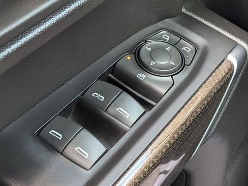 Used 2019 Chevrolet Silverado 1500 LT w/ All-Star Edition image 22