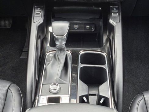 Used 2025 Kia Telluride S image 17