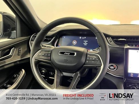 New 2025 Jeep Grand Cherokee Limited image 18