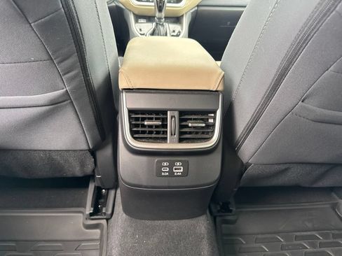 Used 2023 Subaru Outback Premium AWD/4WD image 26