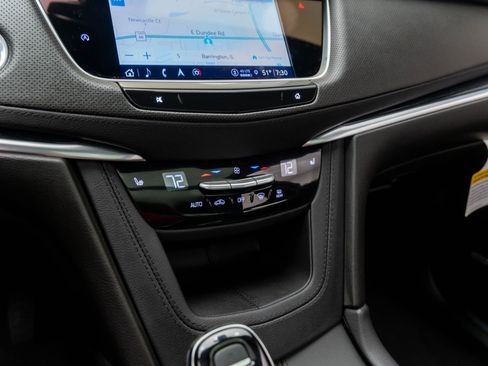 New 2025 Cadillac XT5 Premium Luxury image 24