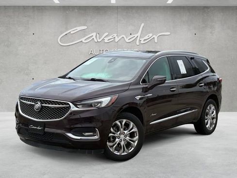 Used 2021 Buick Enclave Avenir w/ Avenir Technology Package FWD image 1