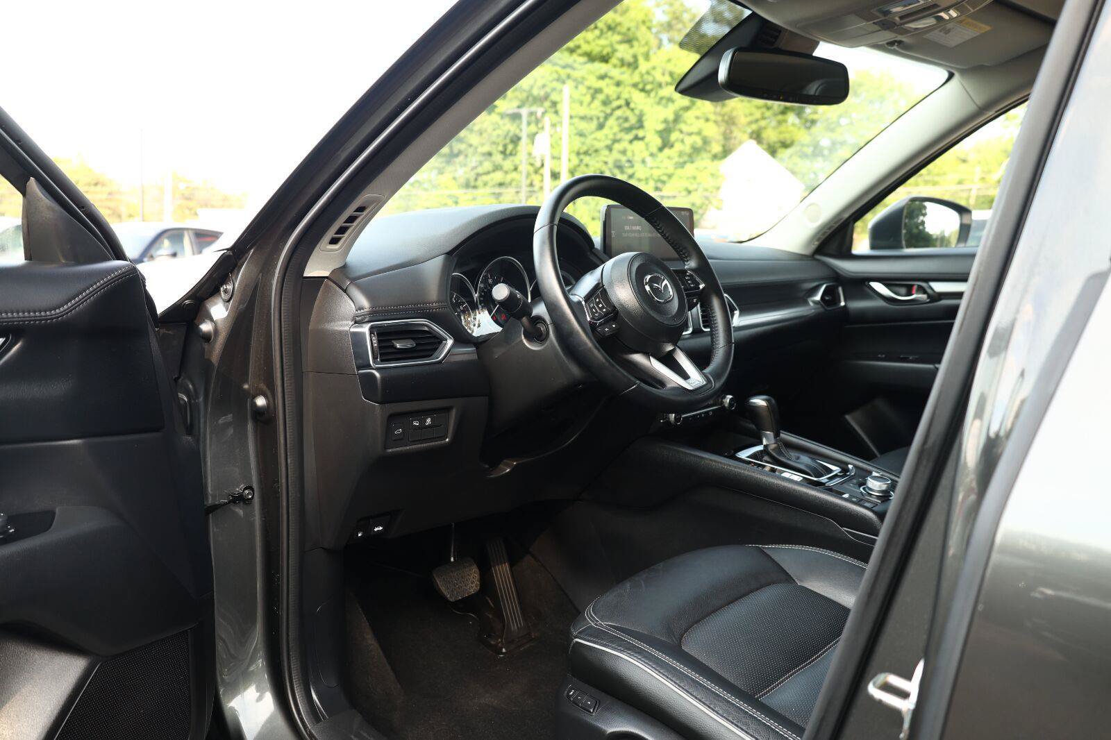 Used 2025 MAZDA CX-5 AWD 2.5 S w/ Preferred Package image 12