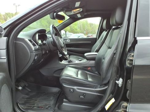 Used 2019 Jeep Grand Cherokee Limited w/ Luxury Group II image 13