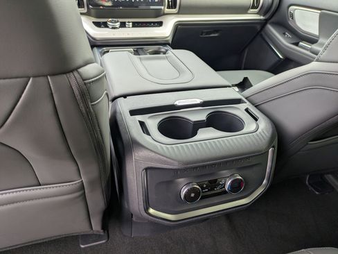 New 2026 Ford Expedition Max Active image 28