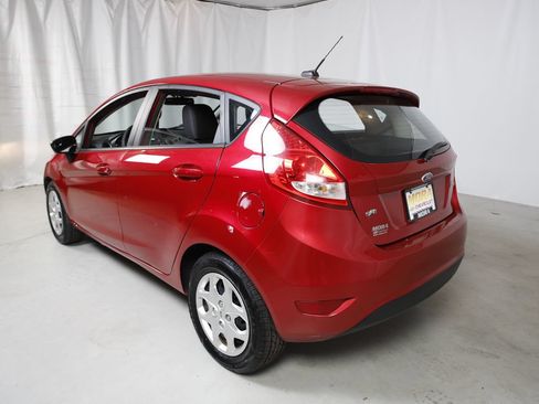 Used 2011 Ford Fiesta SE w/ 201A Rapid Spec Order Code FWD image 18