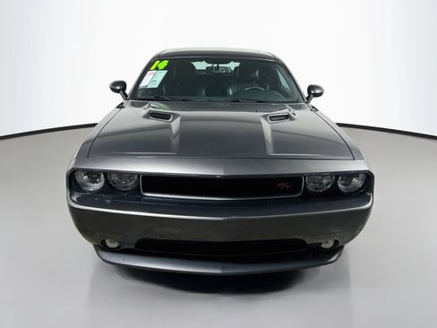Used 2014 Dodge Challenger R/T RWD image 11