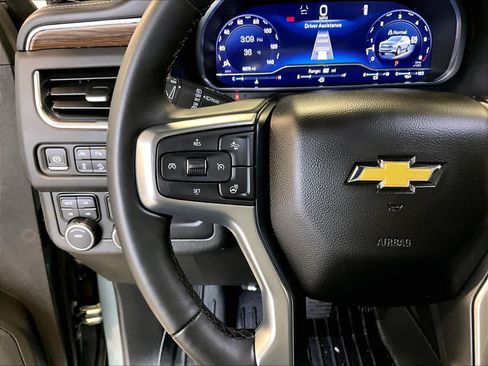 Used 2023 Chevrolet Tahoe Premier w/ Premium Package 2 image 24