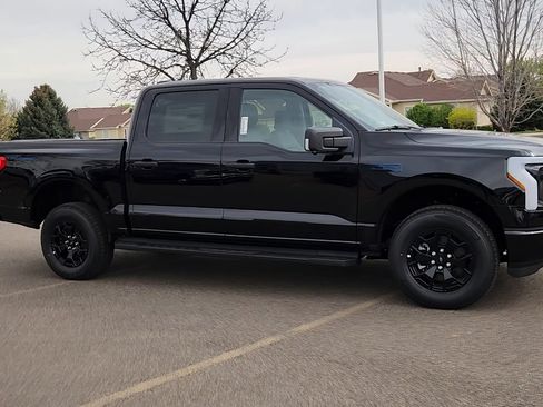 New 2025 Ford F150 Lightning XLT AWD/4WD image 8