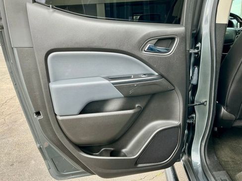 Used 2017 Chevrolet Colorado Z71 image 32