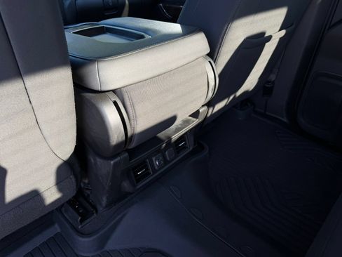 Used 2021 Chevrolet Silverado 1500 RST AWD/4WD image 27