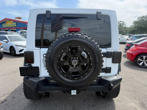 Used 2015 Jeep Wrangler Unlimited Sport AWD/4WD image 6