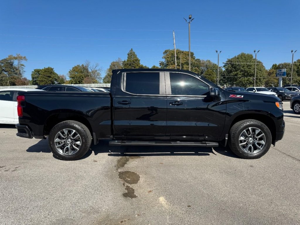 Used 2025 Chevrolet Silverado 1500 RST w/ All Star Edition Plus AWD/4WD image 2