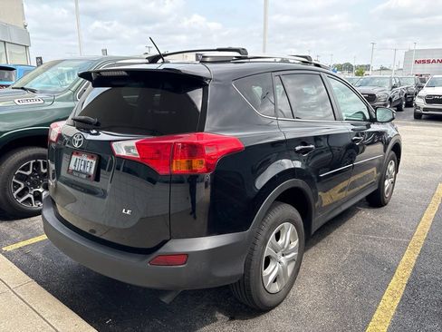Used 2013 Toyota RAV4 LE FWD image 6