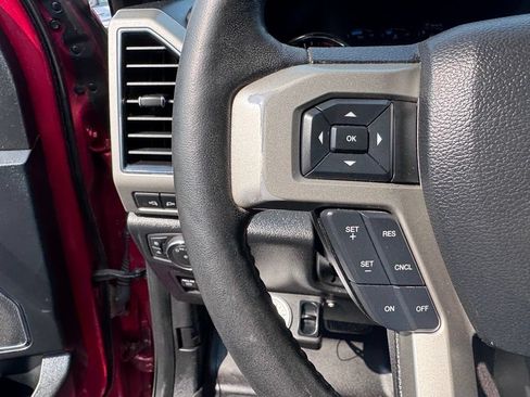 Used 2019 Ford F150 Lariat w/ Equipment Group 502A Luxury AWD/4WD image 18