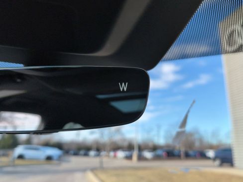 New 2025 Audi SQ5 Premium Plus image 36